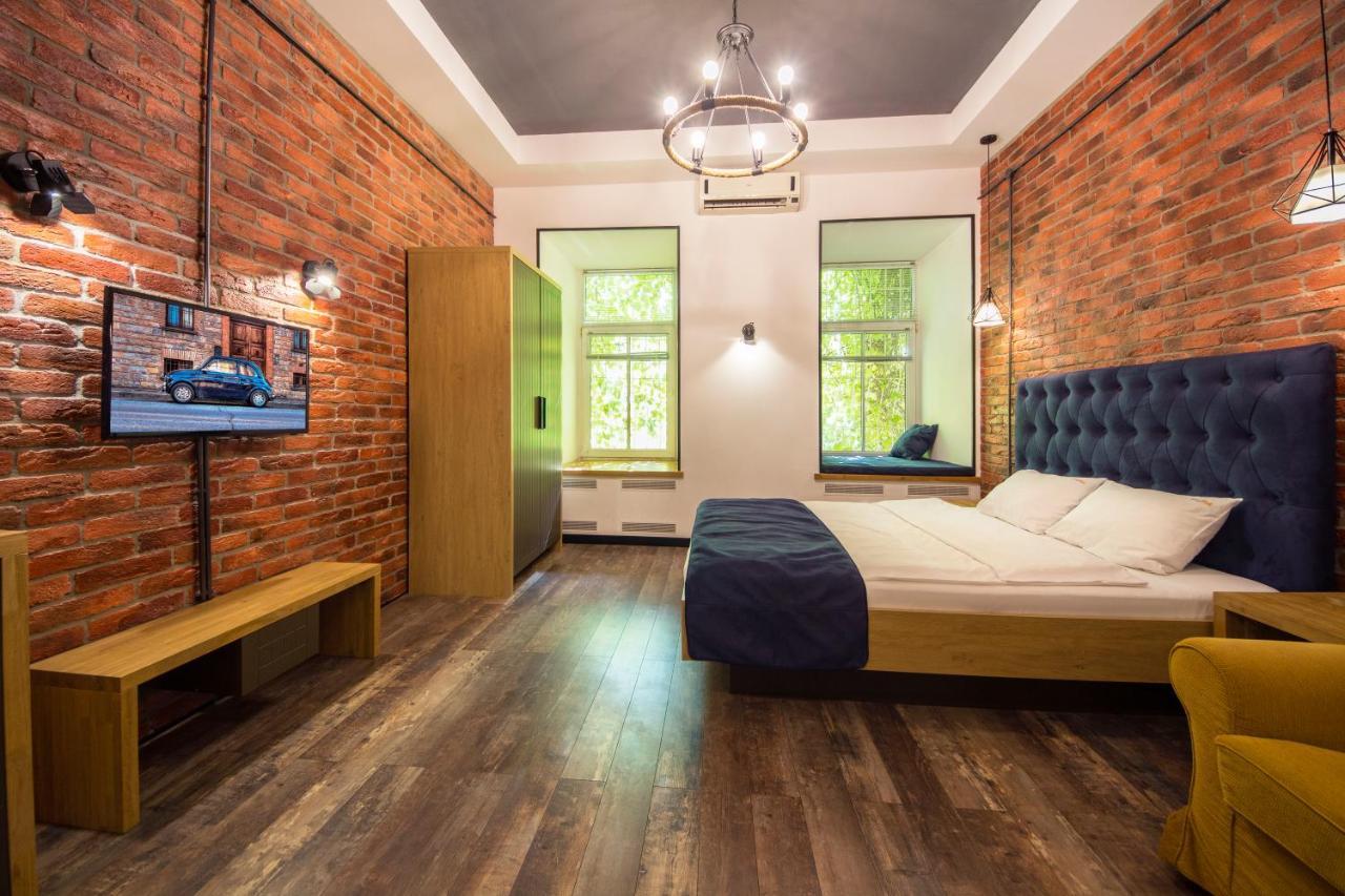Self Check-In Apartments Near Landscape Alley Киев Экстерьер фото